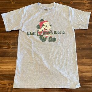 Gray Disney World Santa Mickey Christmas T-Shirt Size S